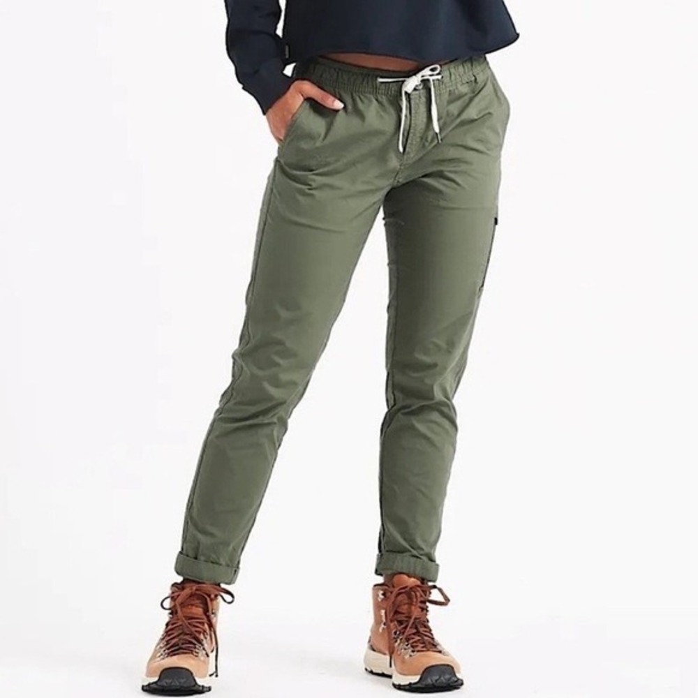 Vuori Pants Womens Medium Ripstop Climber Pant Olive Green Slim Straight Hiking